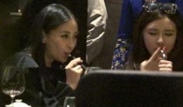 抽烟女爱豆爆料视频网站,抽烟女爱豆真实生活，独家爆料视频网站首度曝光