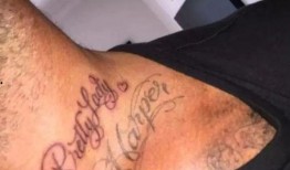 手上有纹身的网红吃瓜,揭秘娱乐圈幕后真相